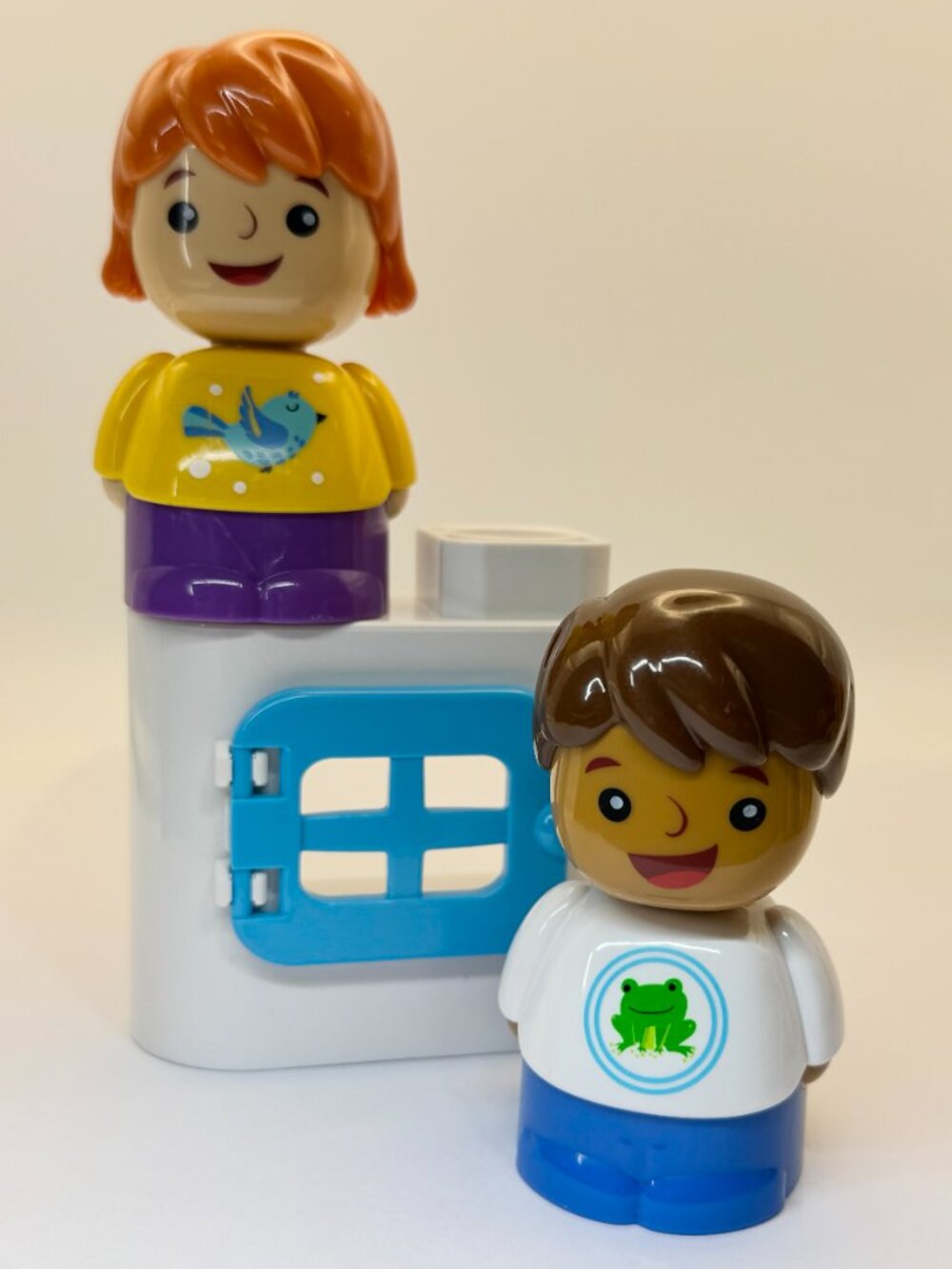 Leap Frog Leap Builders ABC Smart House Girl Boy Figures Building Window Section